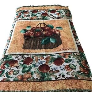 American Classics The‎ Rug Barn Multicolor Rectangular Apple Basket 53X65 Inches